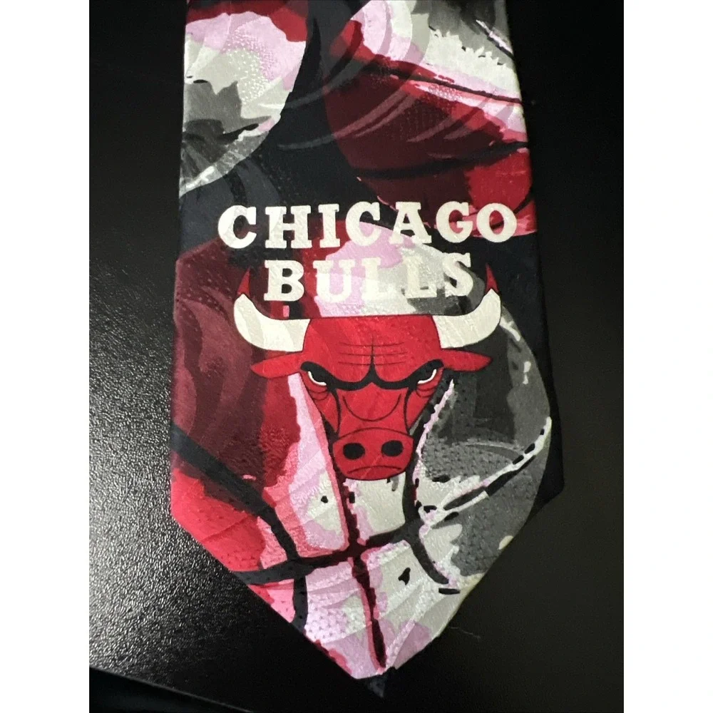 Vtg Chicago Bulls Ralph Marlin‎ RM Sport Neck Tie Basketball Jordan Pippen NBA